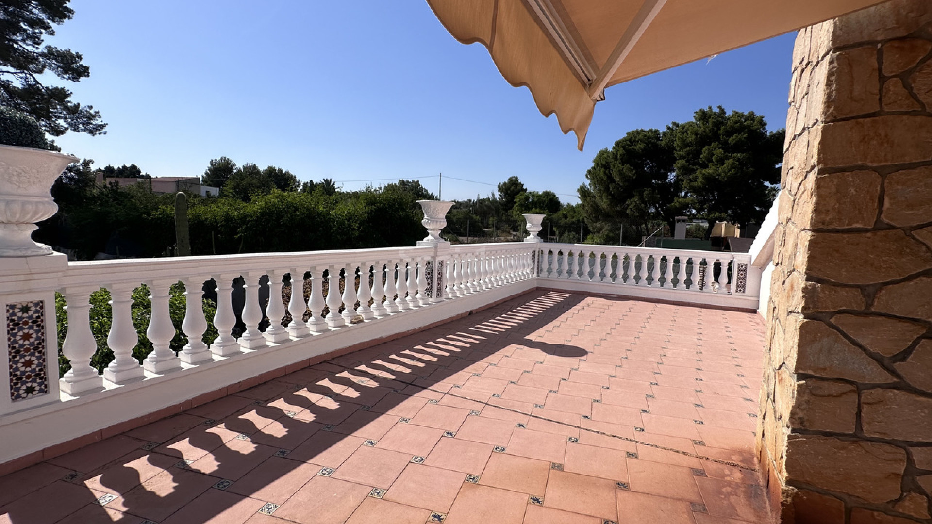 Bruktbolig - Villa -
Elche