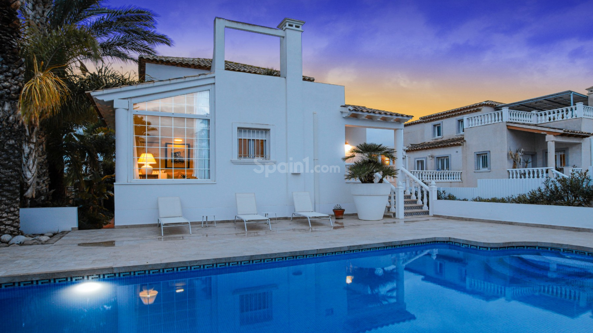 Bruktbolig - Villa -
La Marina