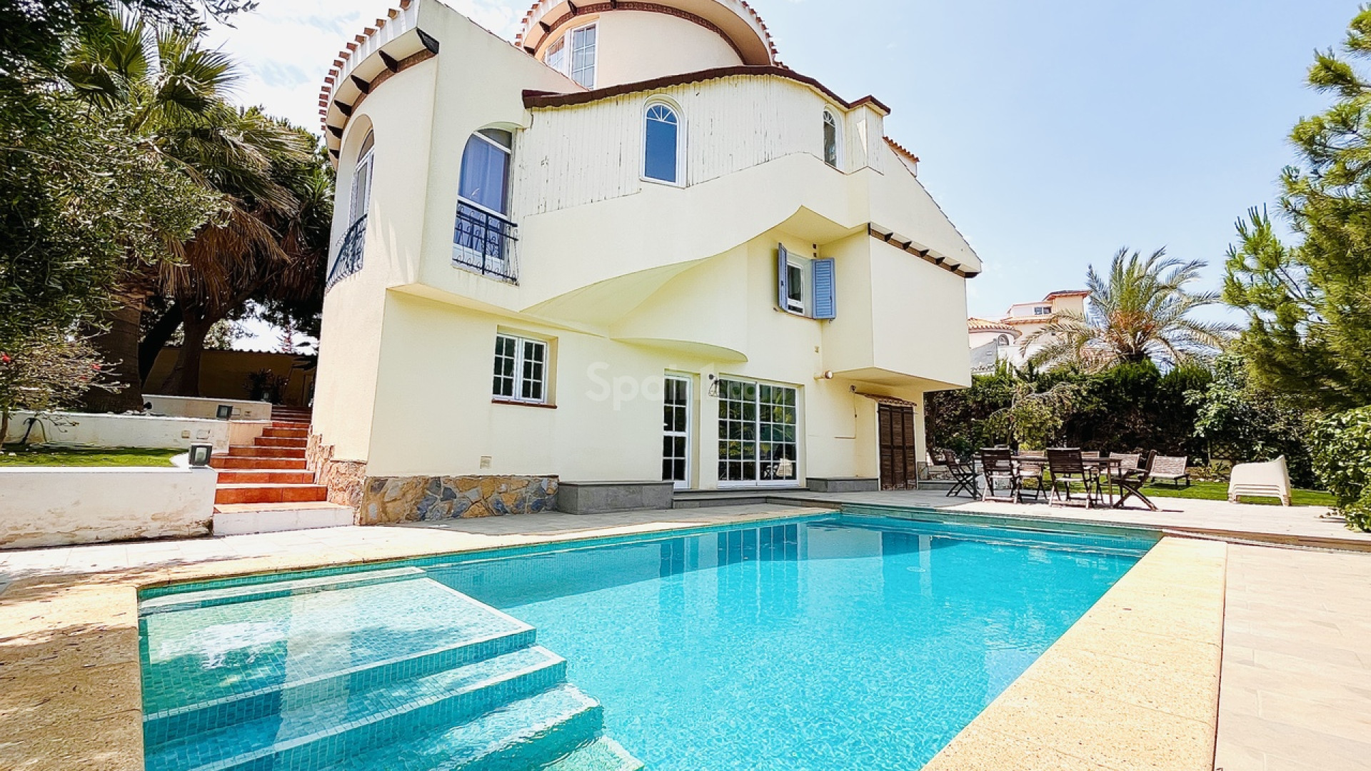 Bruktbolig - Villa -
La Zenia