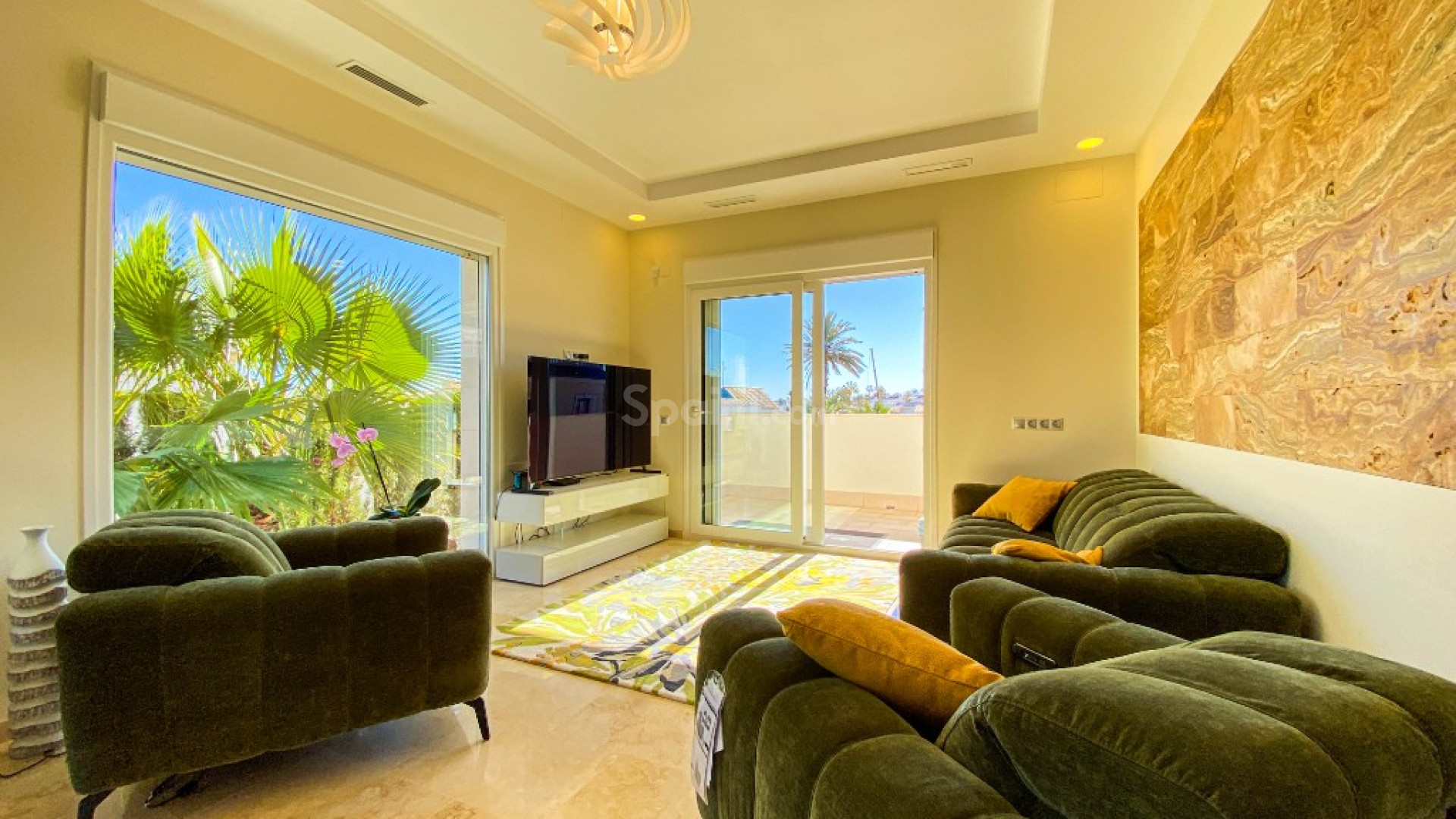 Bruktbolig - Villa -
La Zenia