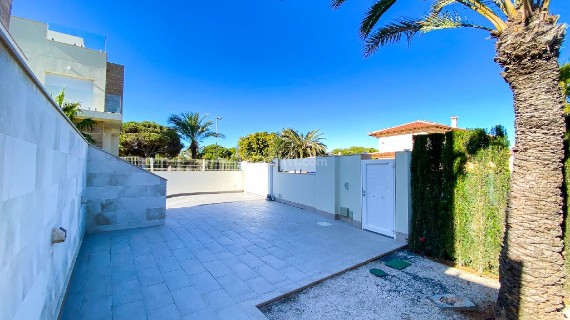 Bruktbolig - Villa -
La Zenia