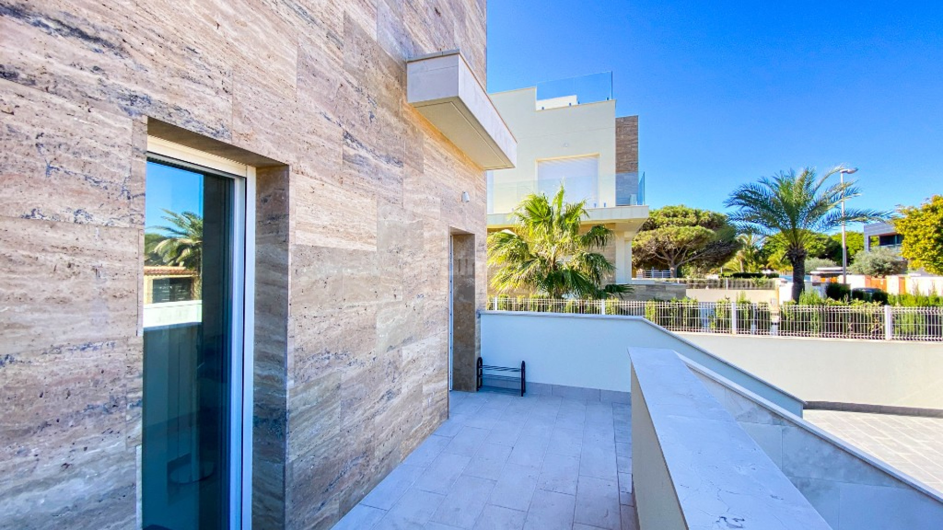 Bruktbolig - Villa -
La Zenia