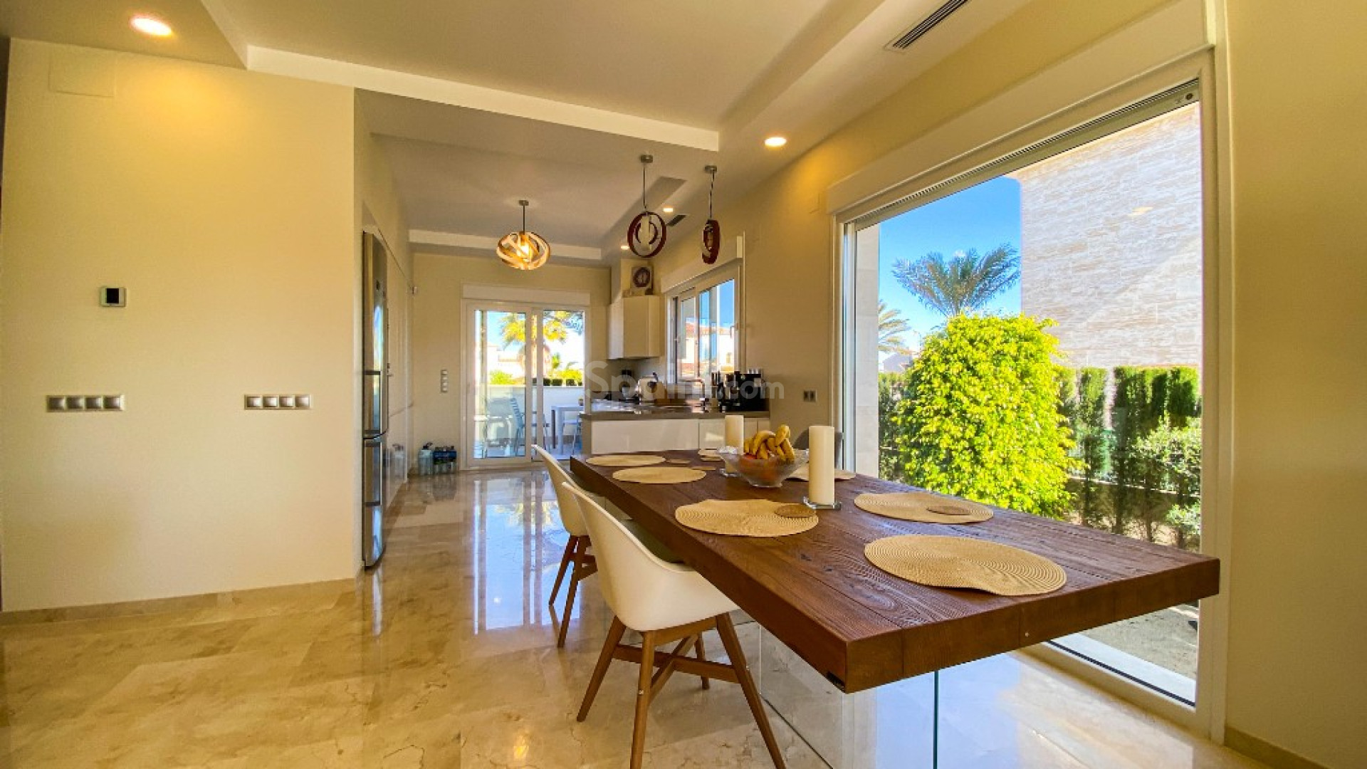 Bruktbolig - Villa -
La Zenia