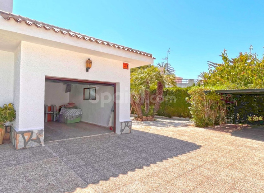 Bruktbolig - Villa -
Orihuela Costa - Cabo Roig