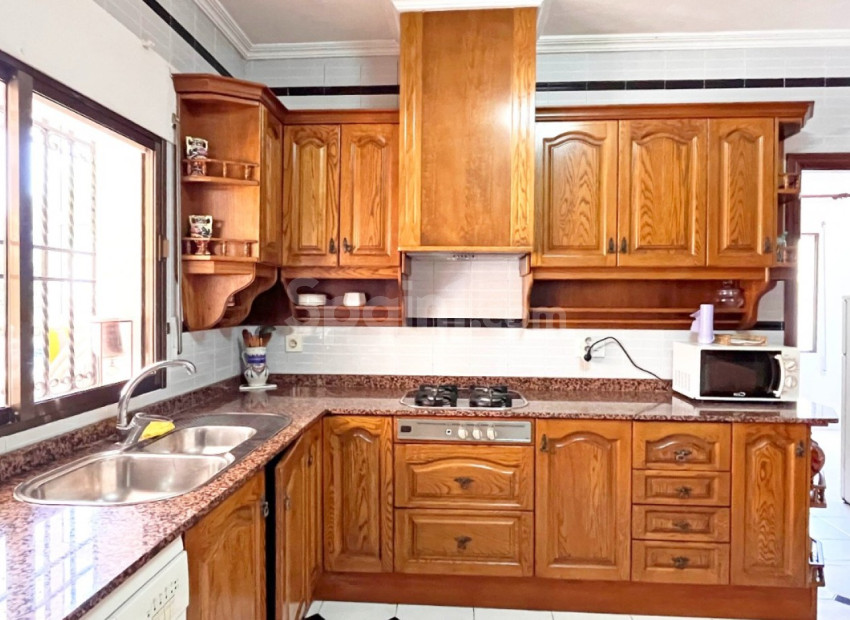 Bruktbolig - Villa -
Orihuela Costa - Cabo Roig