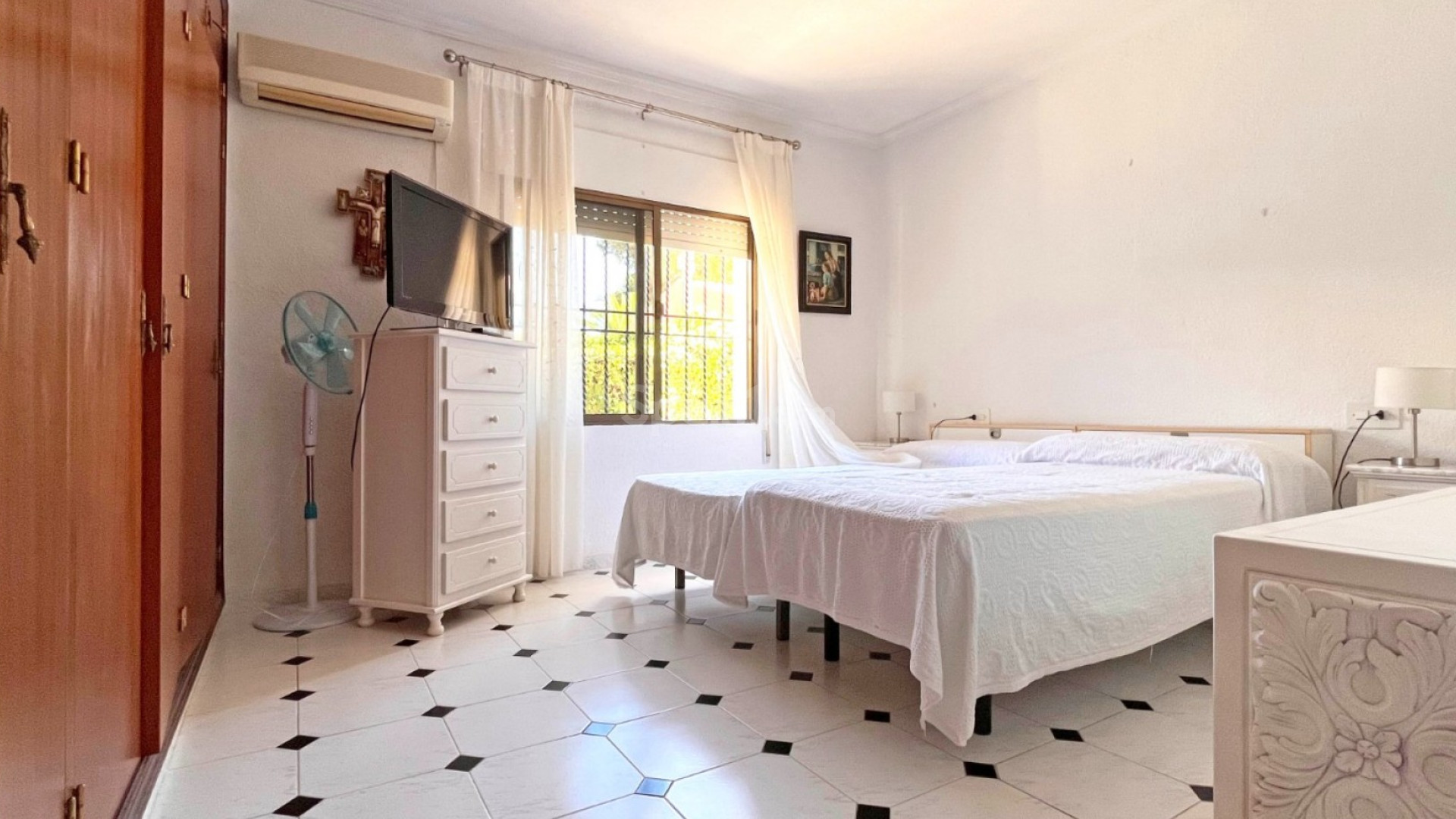 Bruktbolig - Villa -
Orihuela Costa - Cabo Roig