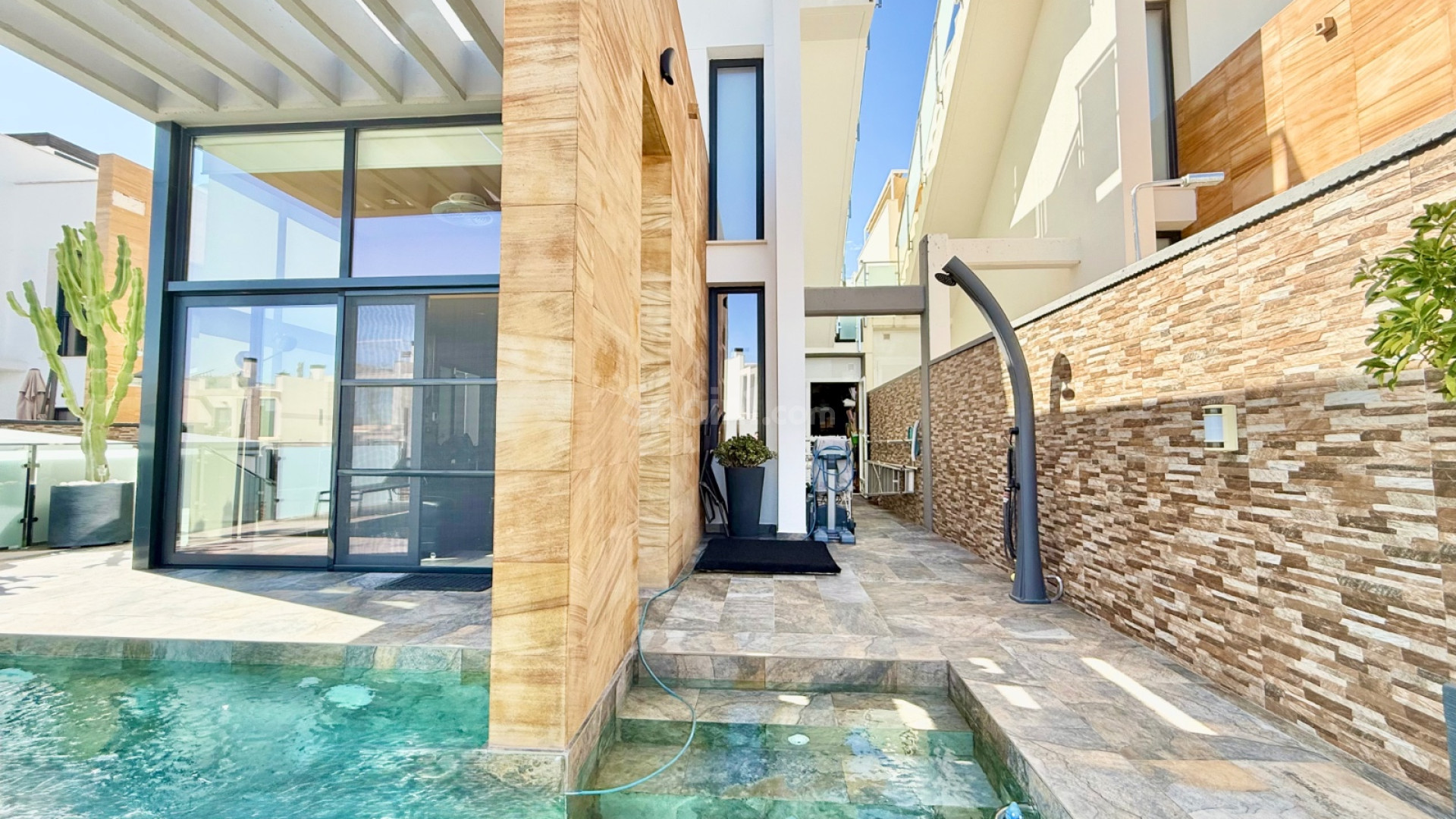 Bruktbolig - Villa -
Orihuela Costa - Cabo Roig
