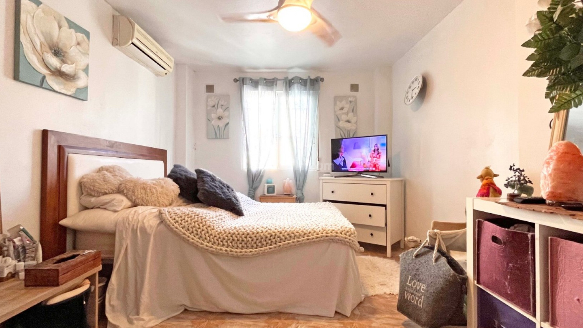 Bruktbolig - Villa -
Orihuela Costa - La Zenia