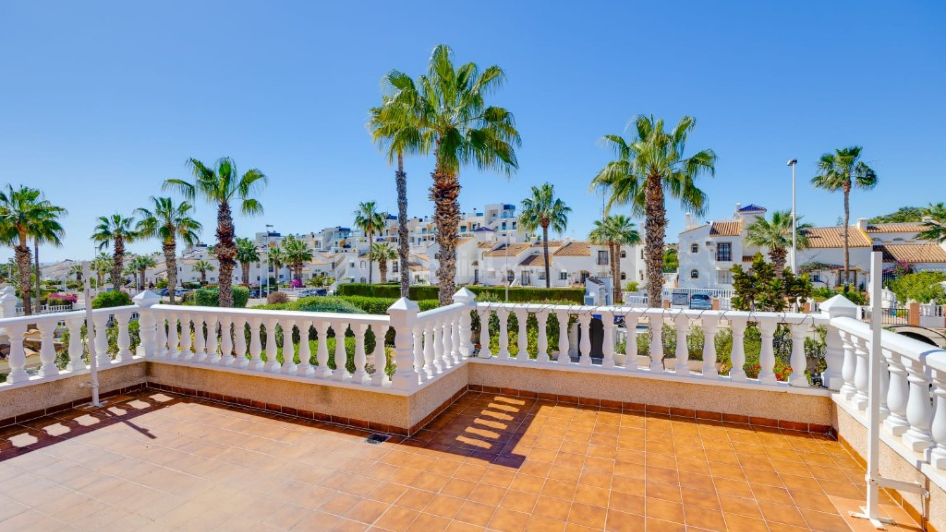 Bruktbolig - Villa -
Orihuela Costa - La Zenia