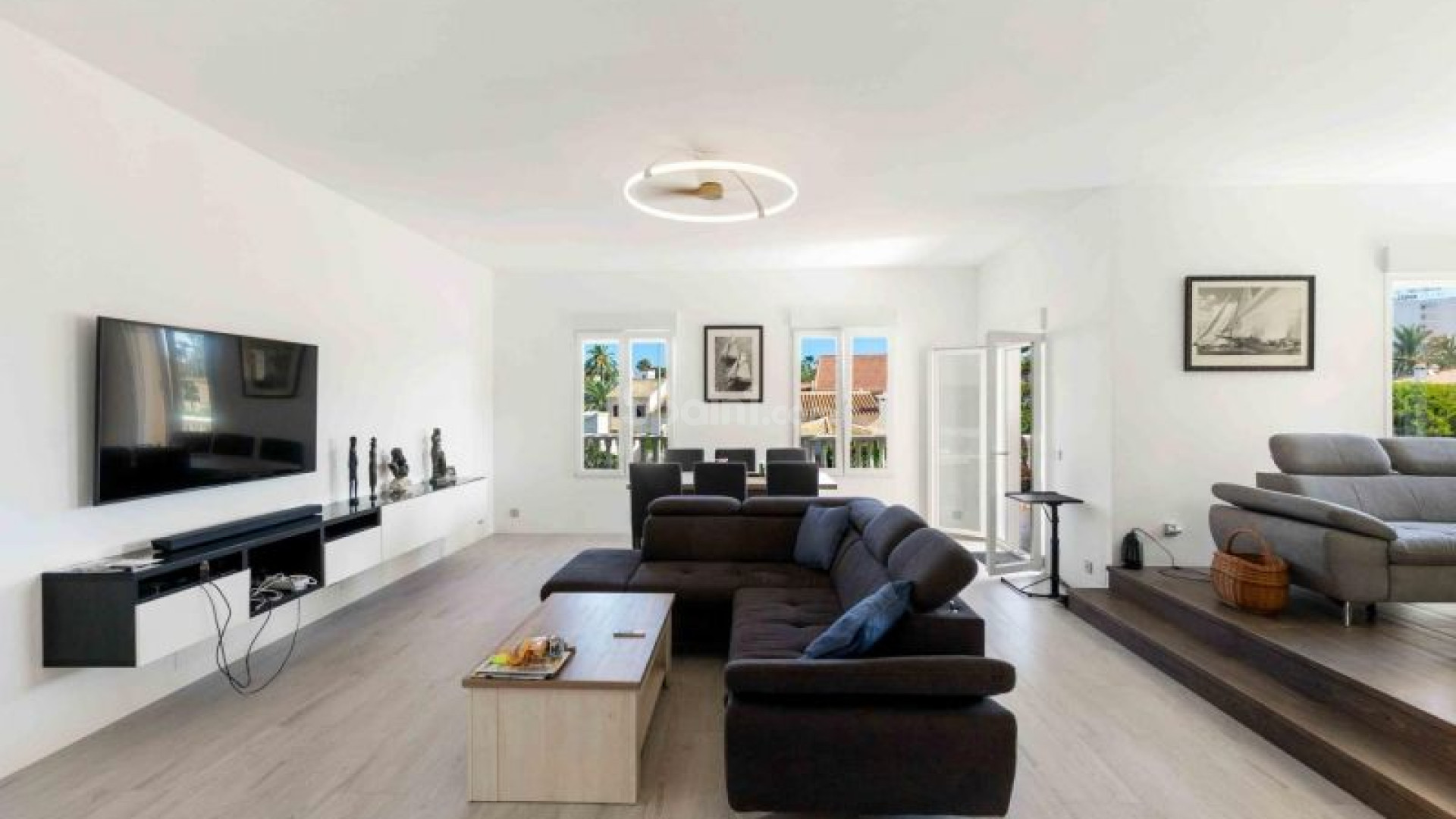 Bruktbolig - Villa -
Orihuela Costa - La Zenia