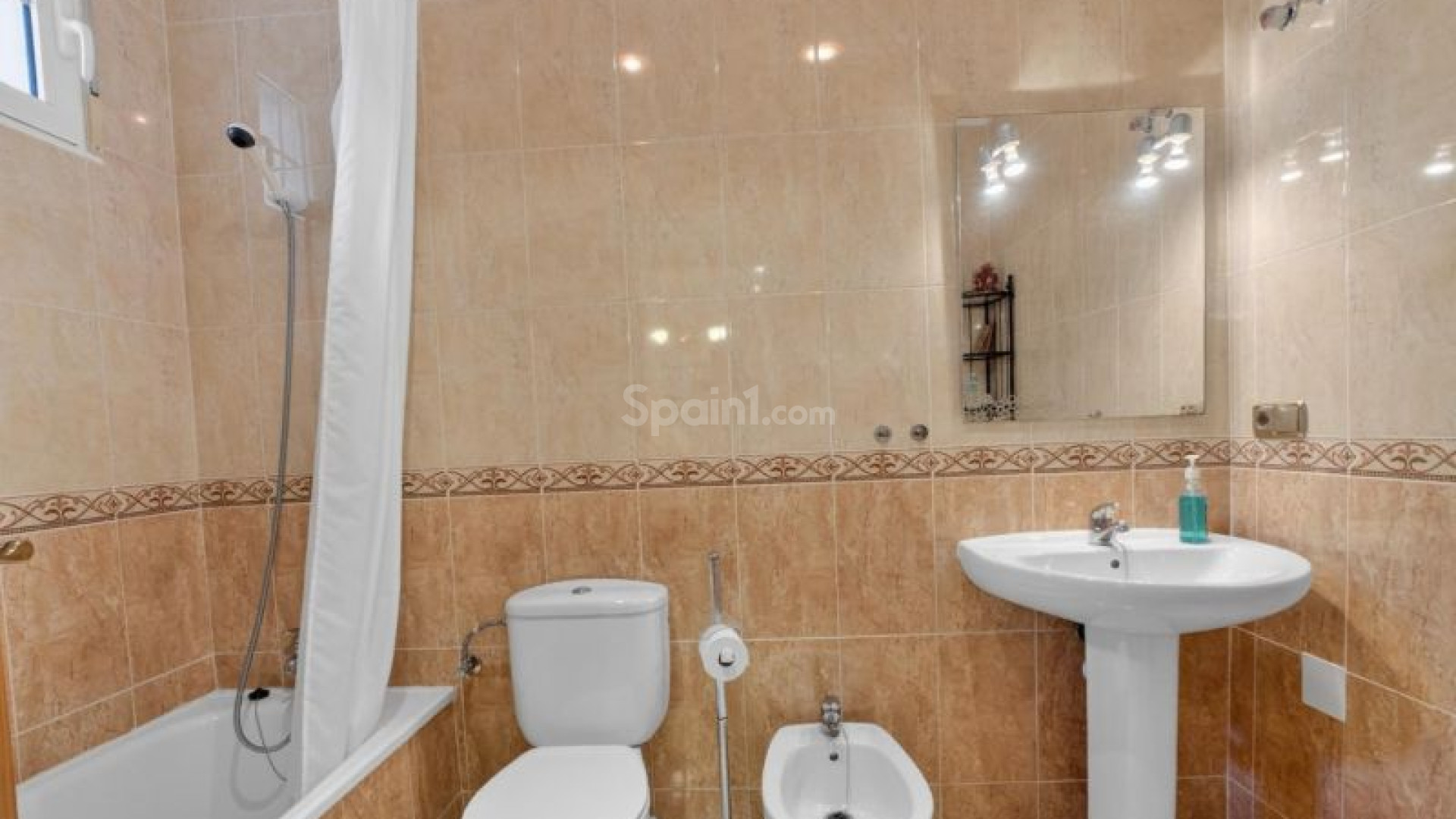 Bruktbolig - Villa -
Orihuela Costa - La Zenia