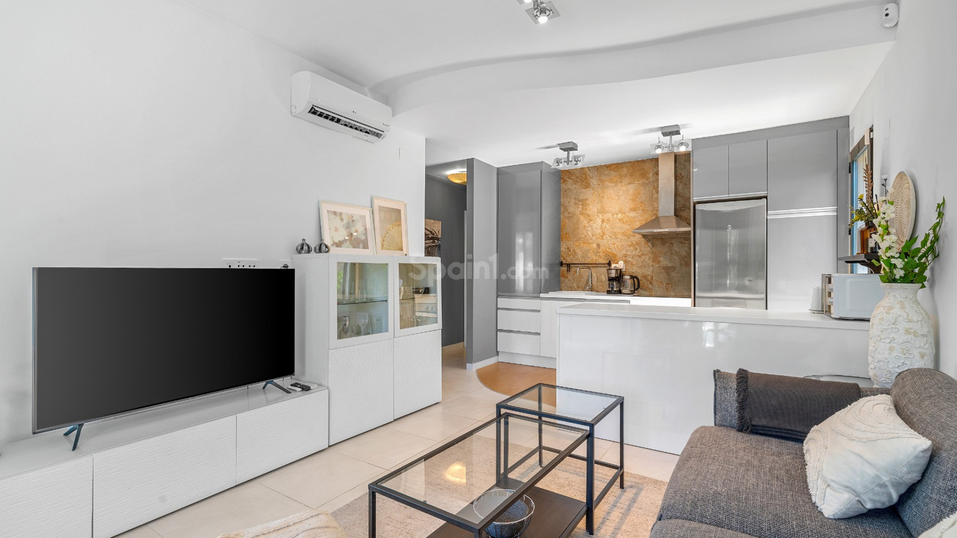 Bruktbolig - Villa -
Orihuela Costa - La Zenia