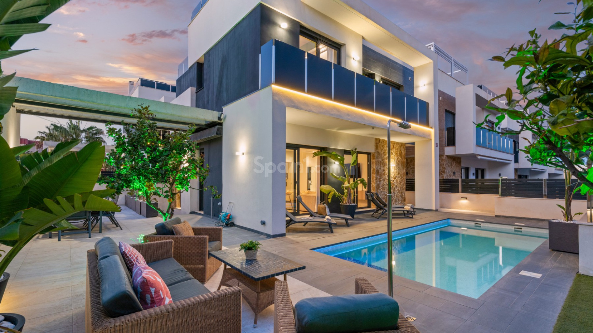 Bruktbolig - Villa -
Orihuela Costa - Lomas de Campoamor