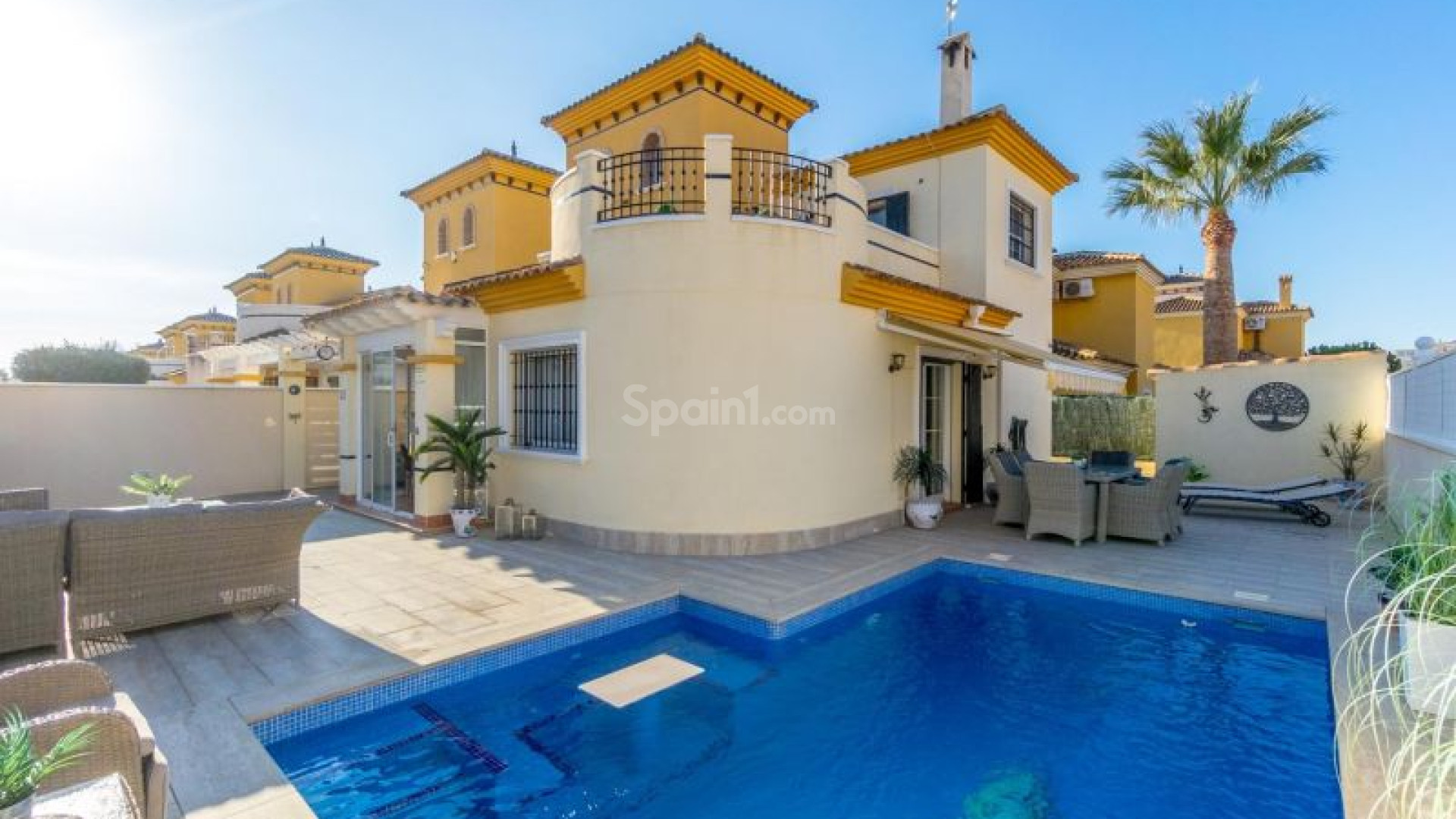 Bruktbolig - Villa -
Orihuela Costa - Los Altos