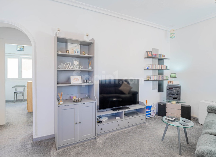 Bruktbolig - Villa -
Orihuela Costa - Los Altos