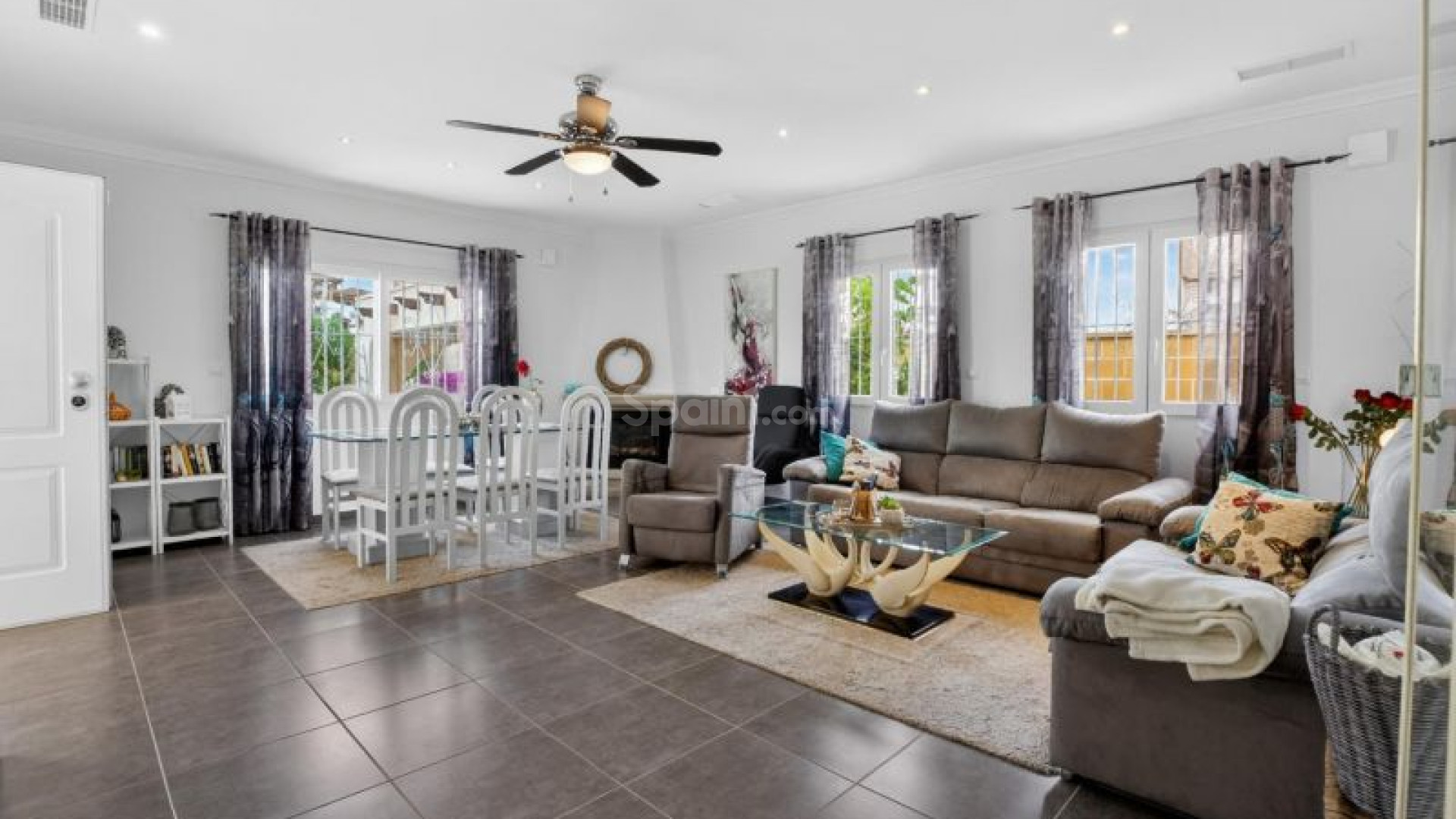 Bruktbolig - Villa -
Orihuela Costa - Los Altos