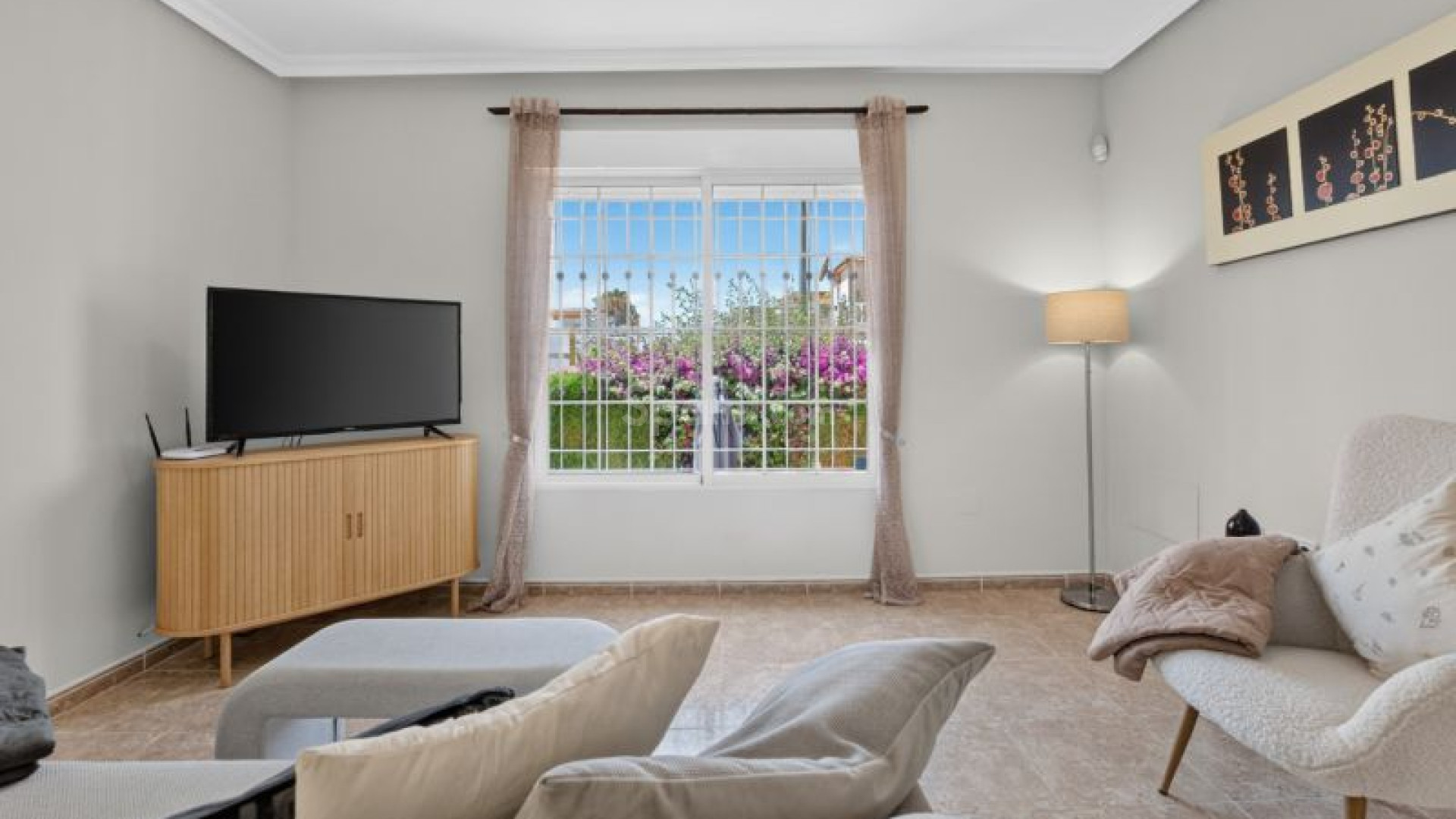 Bruktbolig - Villa -
Orihuela Costa - Los Altos