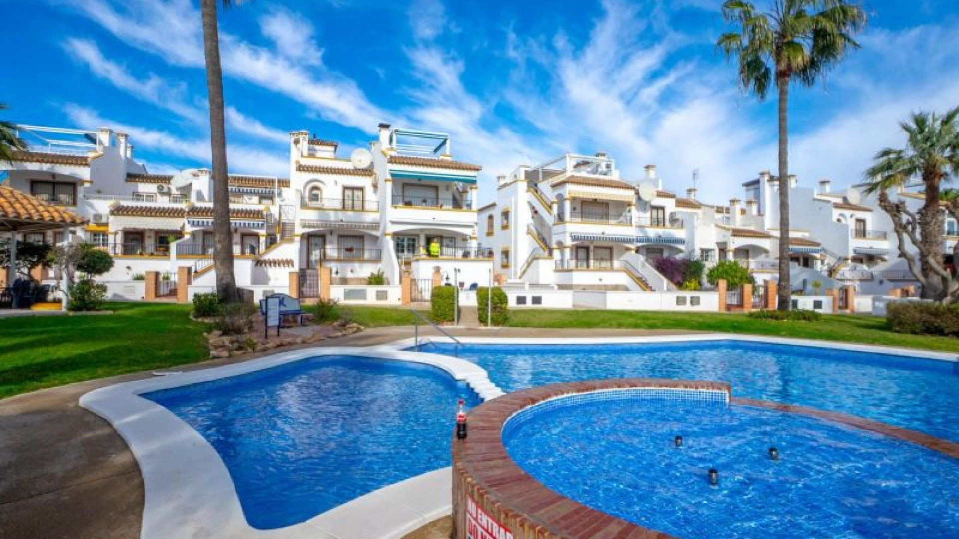 Bruktbolig - Villa -
Orihuela Costa - Los Dolses