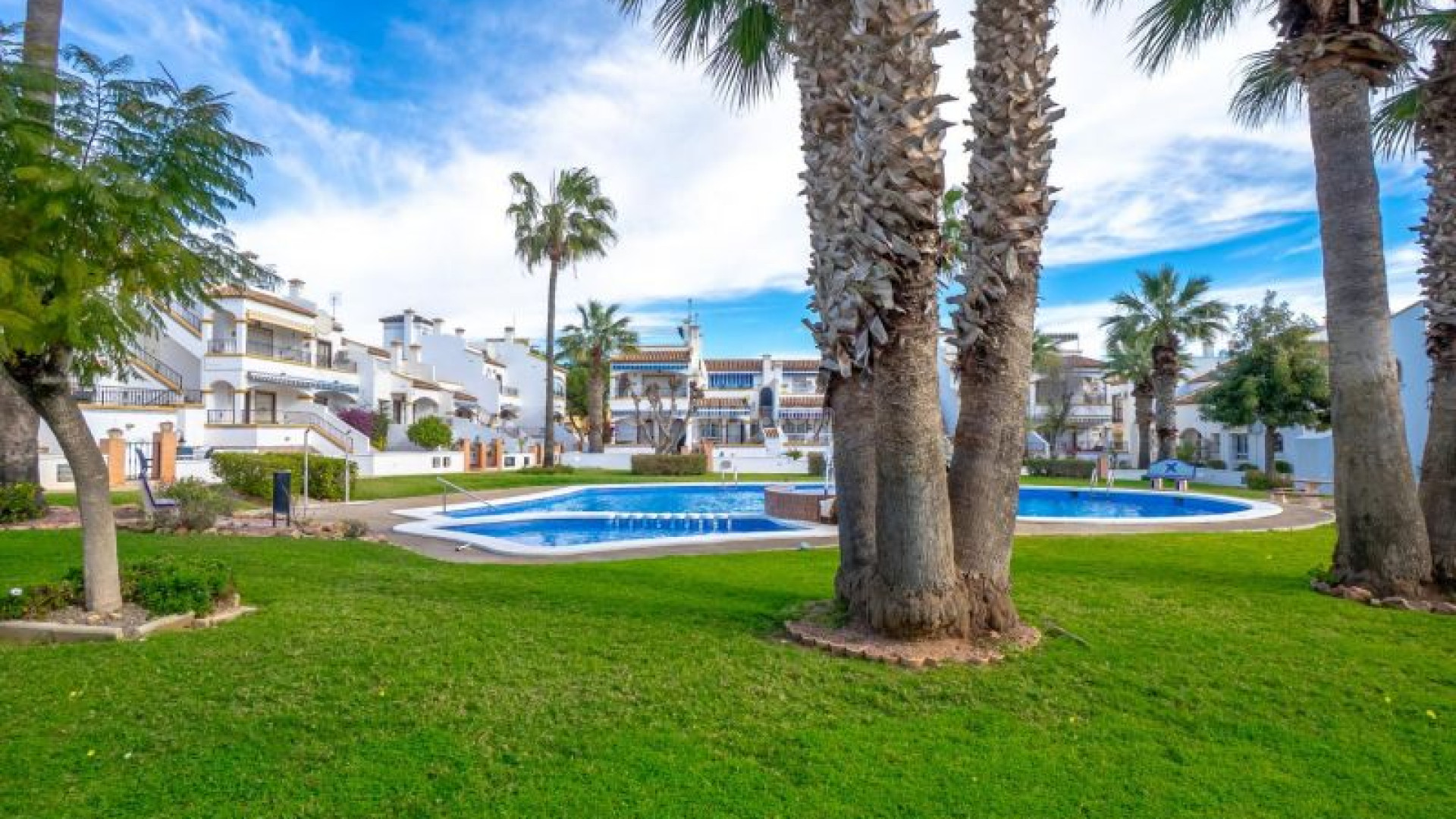 Bruktbolig - Villa -
Orihuela Costa - Los Dolses