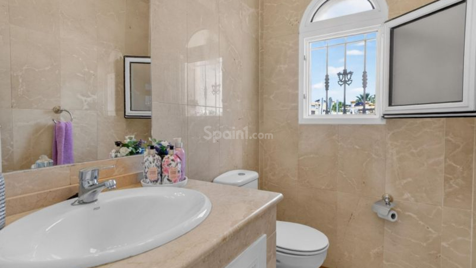 Bruktbolig - Villa -
Orihuela Costa - Los Dolses