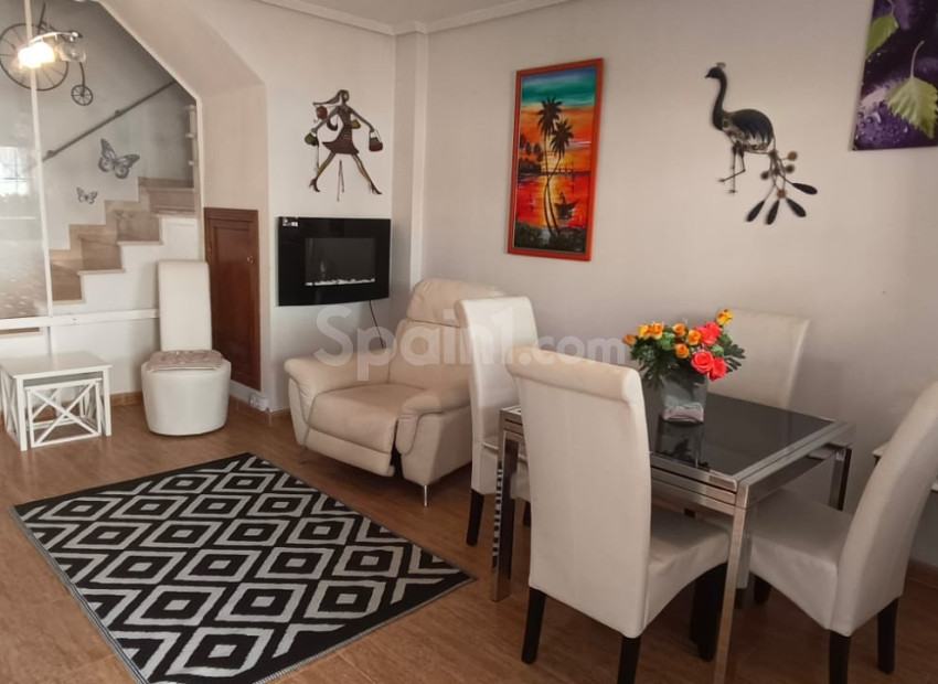 Bruktbolig - Villa -
ORIHUELA COSTA - Orihuela Costa