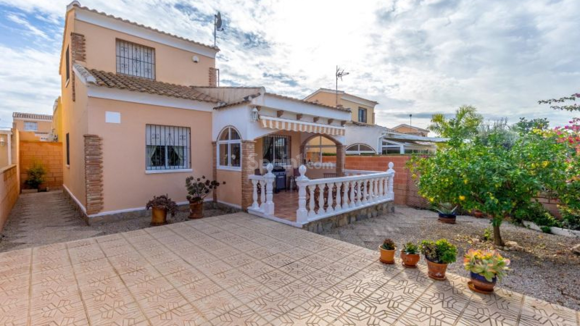 Bruktbolig - Villa -
Orihuela Costa - Playa Flamenca