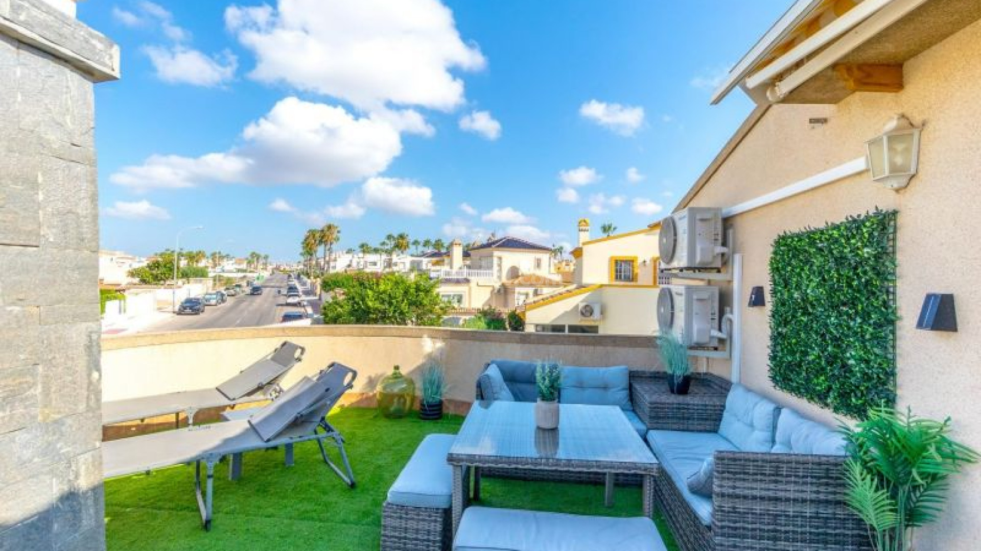 Bruktbolig - Villa -
Orihuela Costa - Playa Flamenca