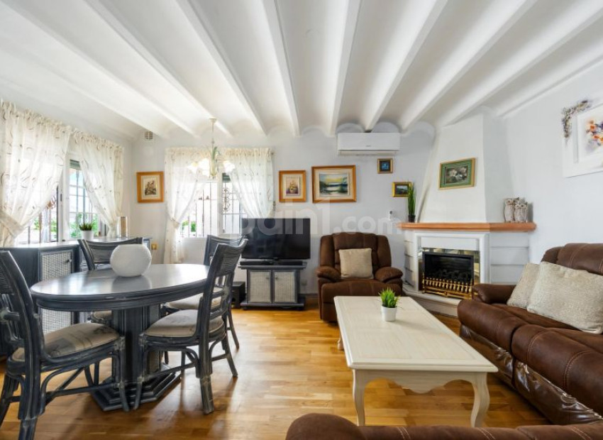 Bruktbolig - Villa -
Orihuela Costa - Playa Flamenca