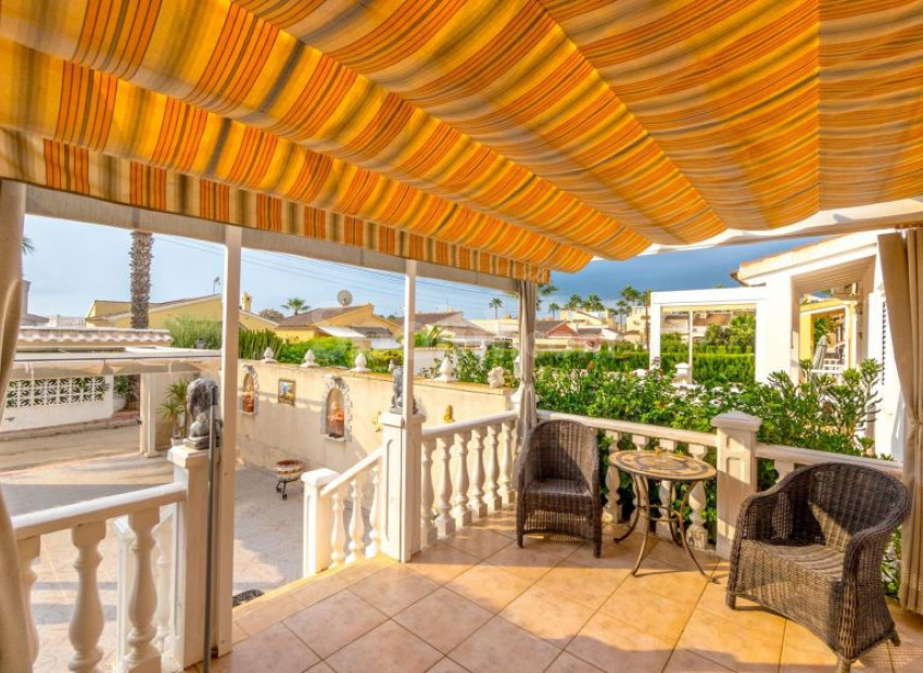 Bruktbolig - Villa -
Orihuela Costa - Playa Flamenca