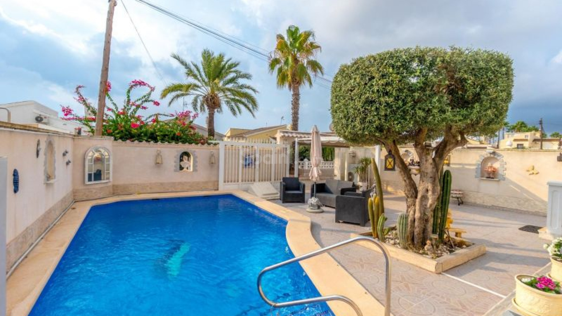 Bruktbolig - Villa -
Orihuela Costa - Playa Flamenca