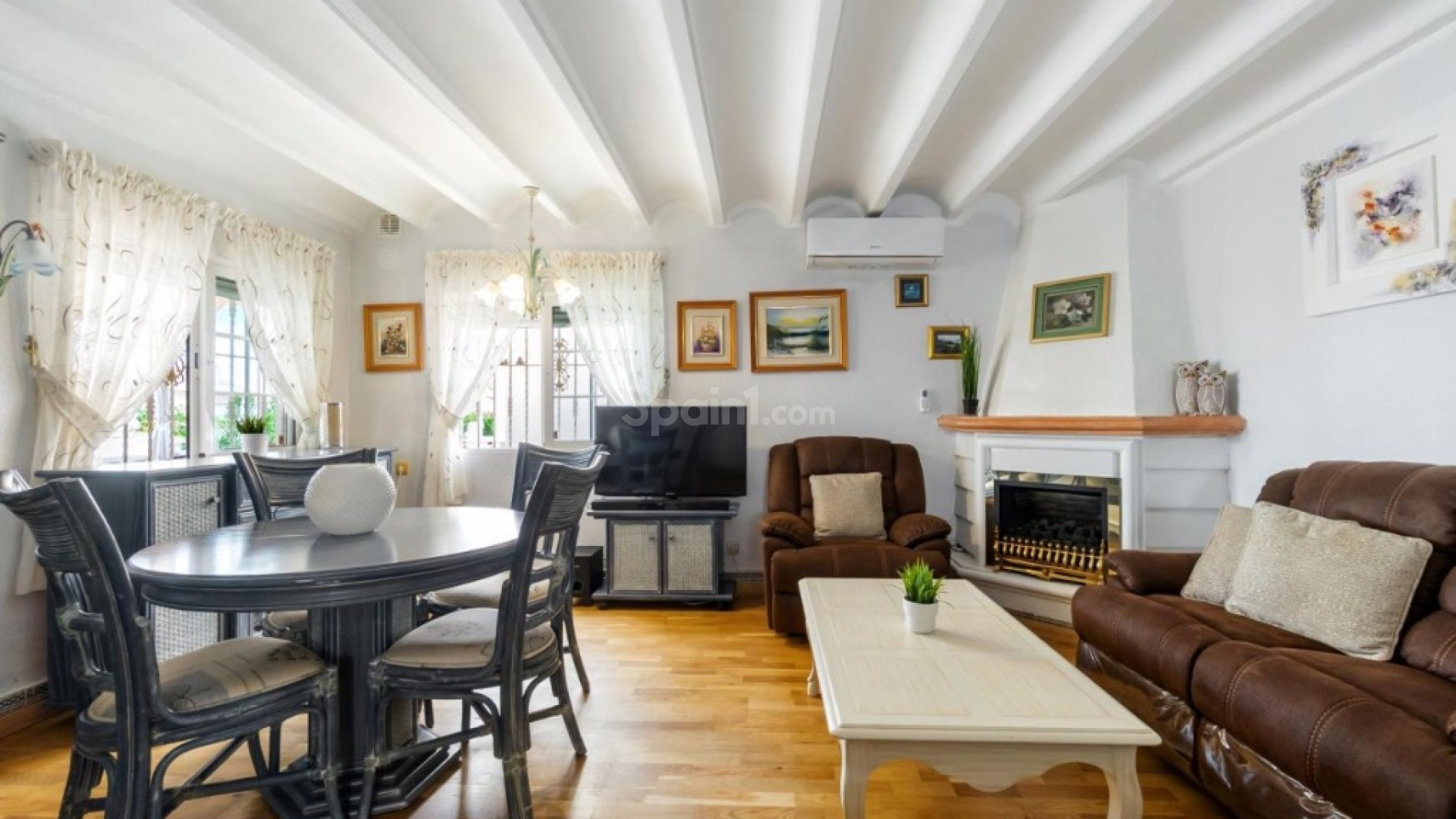 Bruktbolig - Villa -
Orihuela Costa - Playa Flamenca