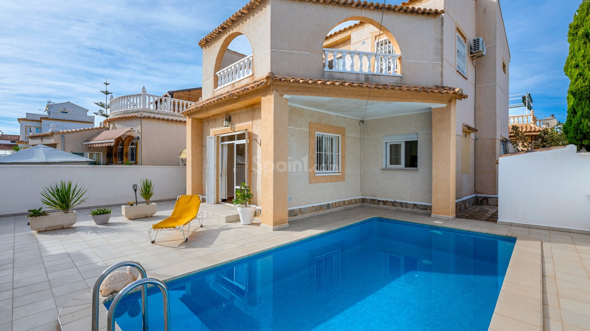 Bruktbolig - Villa -
Orihuela Costa - Playa Flamenca