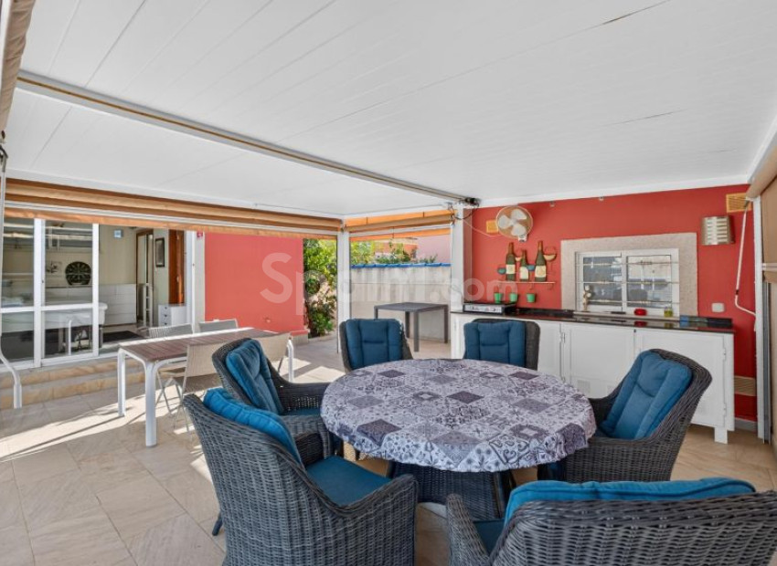 Bruktbolig - Villa -
Orihuela Costa - Punta Prima
