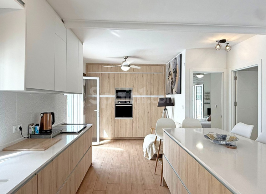 Bruktbolig - Villa -
Orihuela Costa - Villamartin