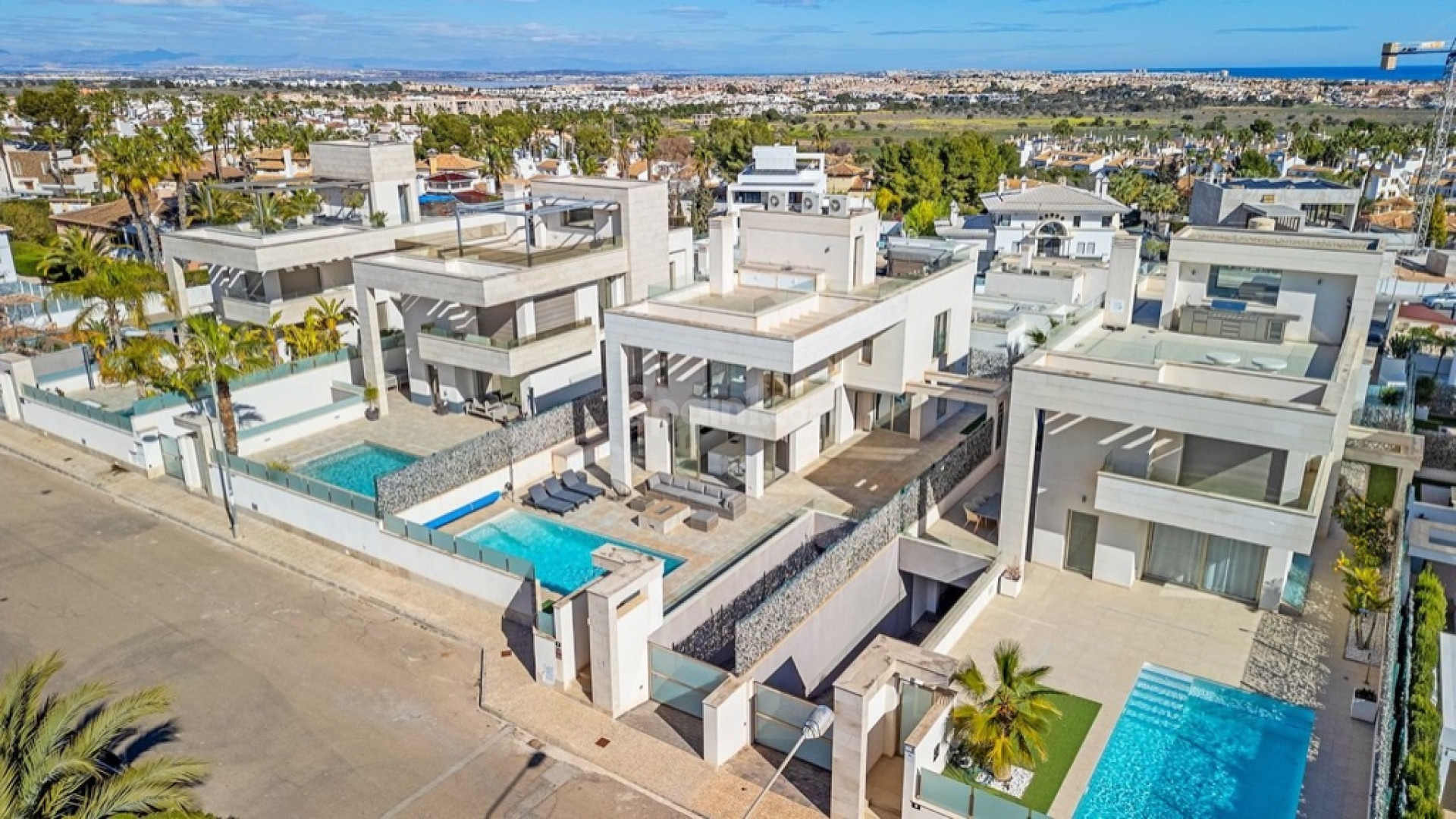 Bruktbolig - Villa -
Orihuela Costa - Villamartin