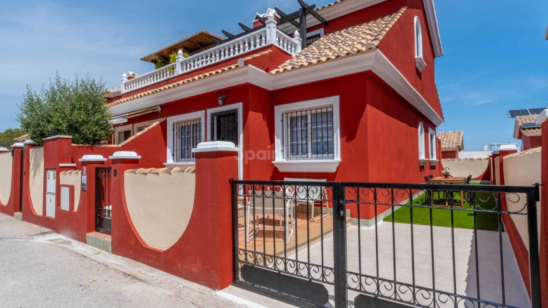 Bruktbolig - Villa -
Orihuela Costa - Villamartin