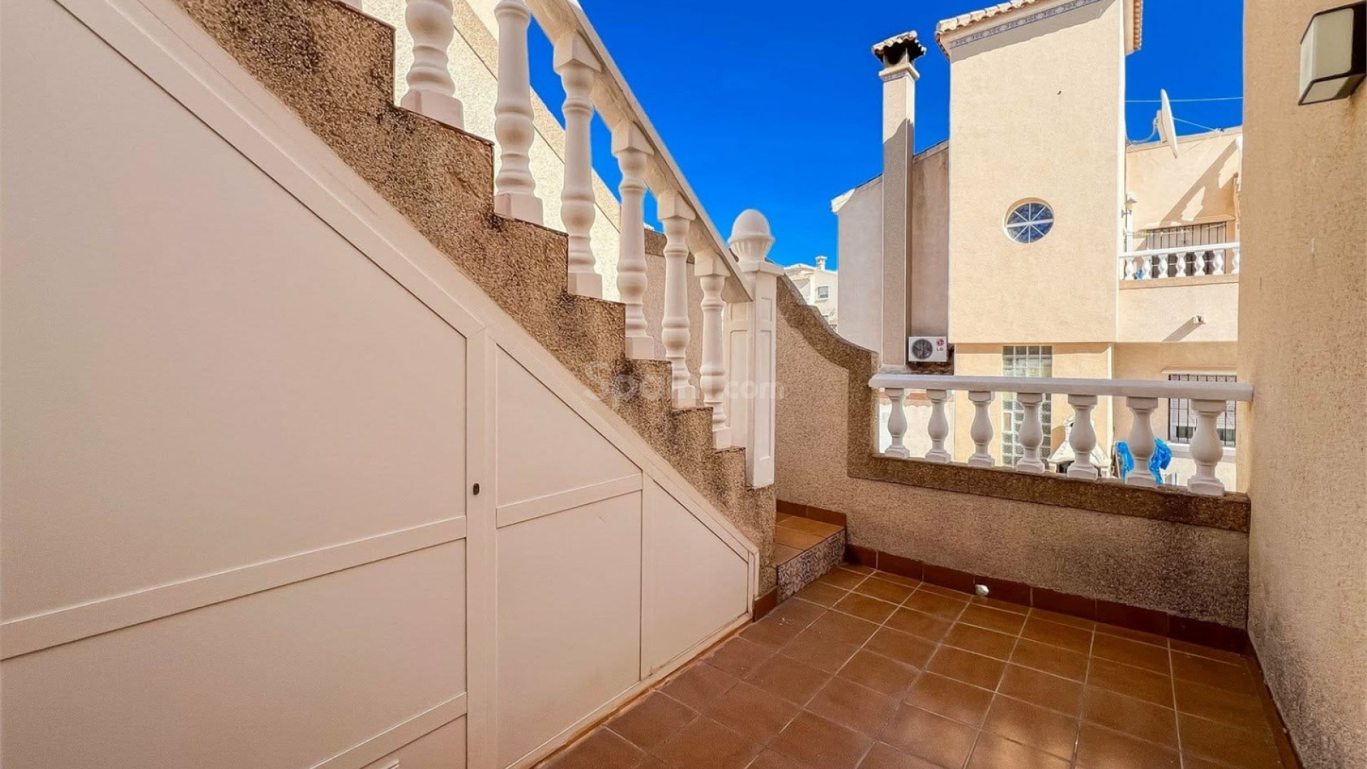 Bruktbolig - Villa -
ORIHUELA COSTA - Villamartin
