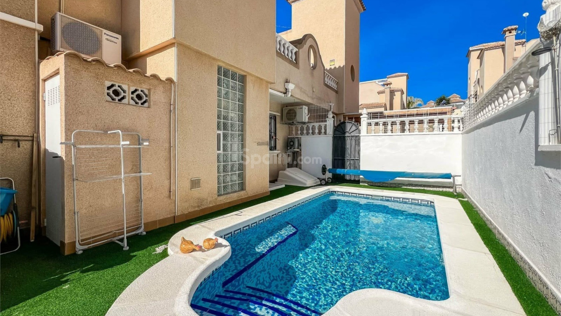 Bruktbolig - Villa -
ORIHUELA COSTA - Villamartin
