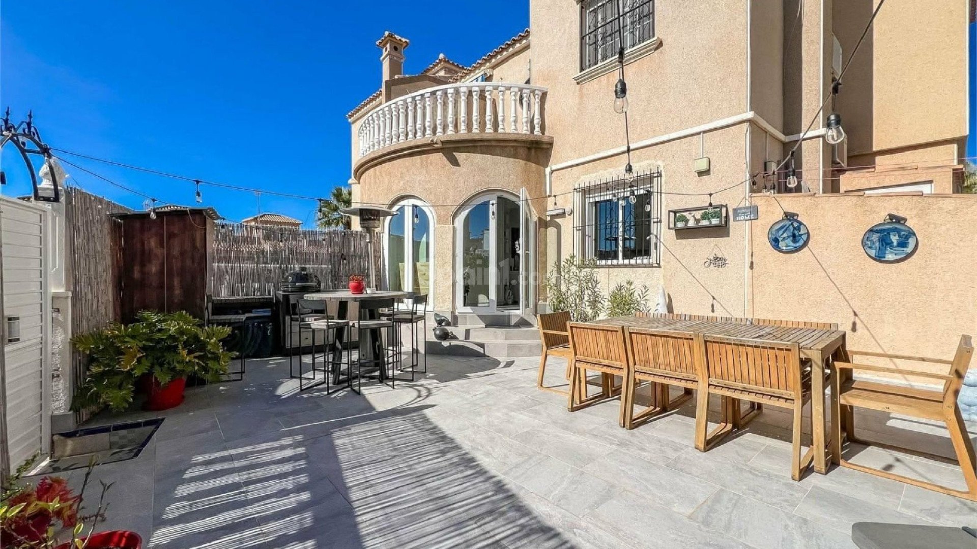 Bruktbolig - Villa -
ORIHUELA COSTA - Villamartin