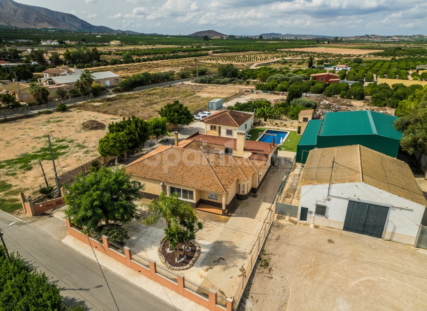 Bruktbolig - Villa -
ORIHUELA - La Matanza