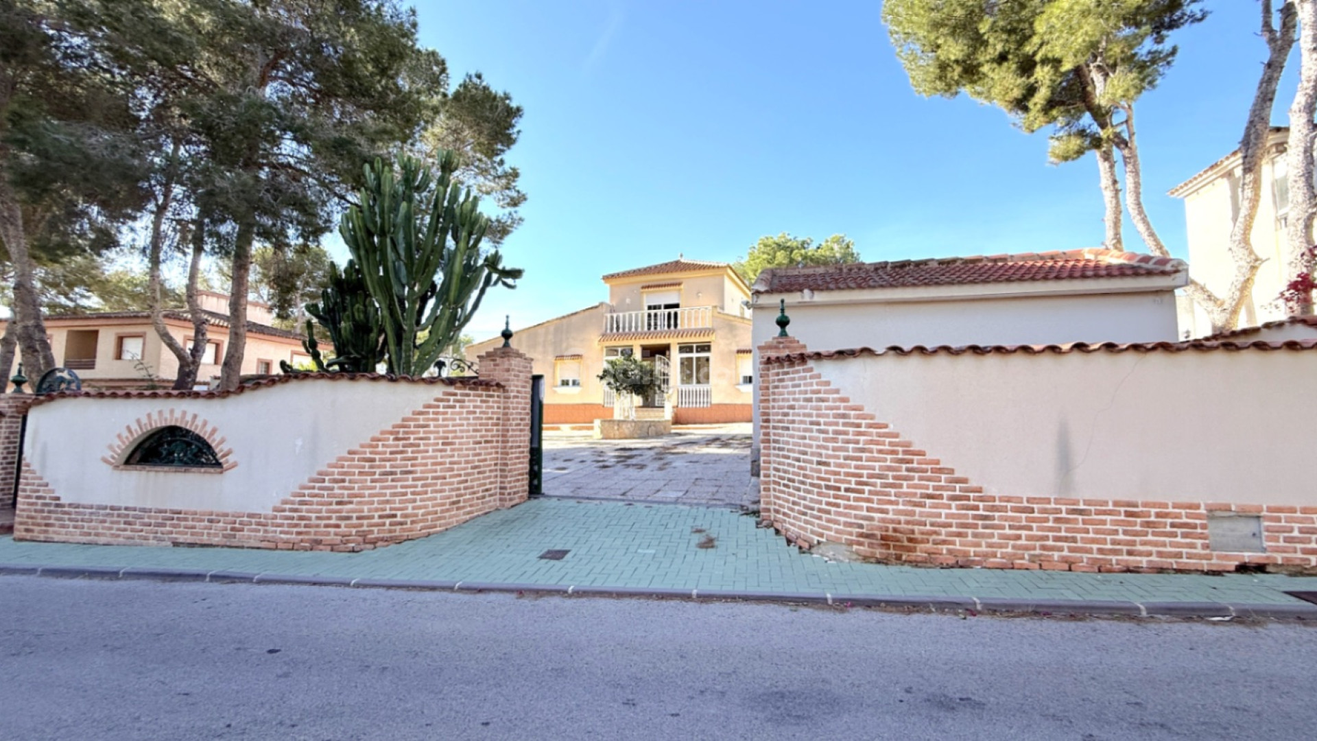 Bruktbolig - Villa -
Pilar de la Horadada - Costa Blanca Sur