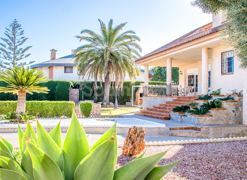 Bruktbolig - Villa -
Pilar de la Horadada