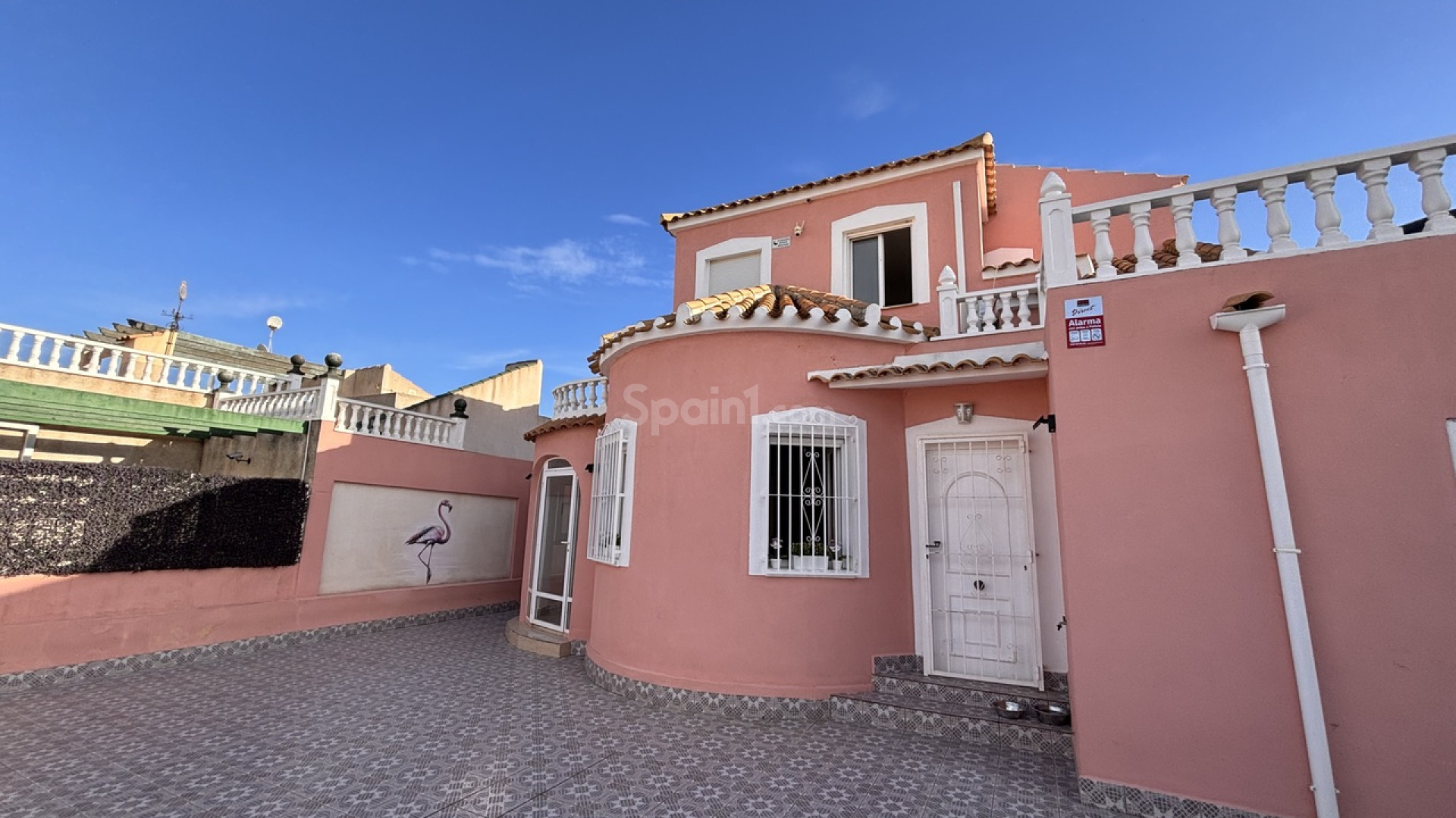 Bruktbolig - Villa -
Playa Flamenca