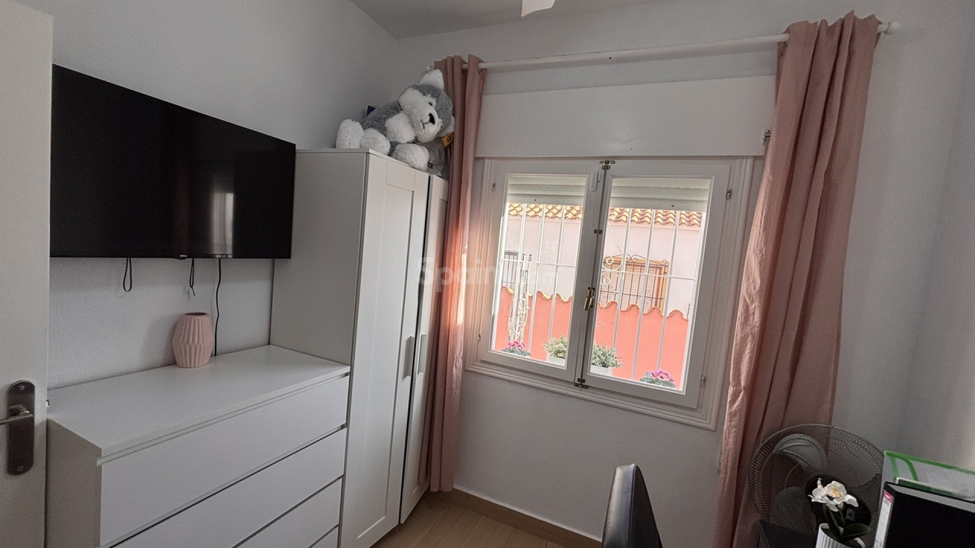 Bruktbolig - Villa -
Playa Flamenca