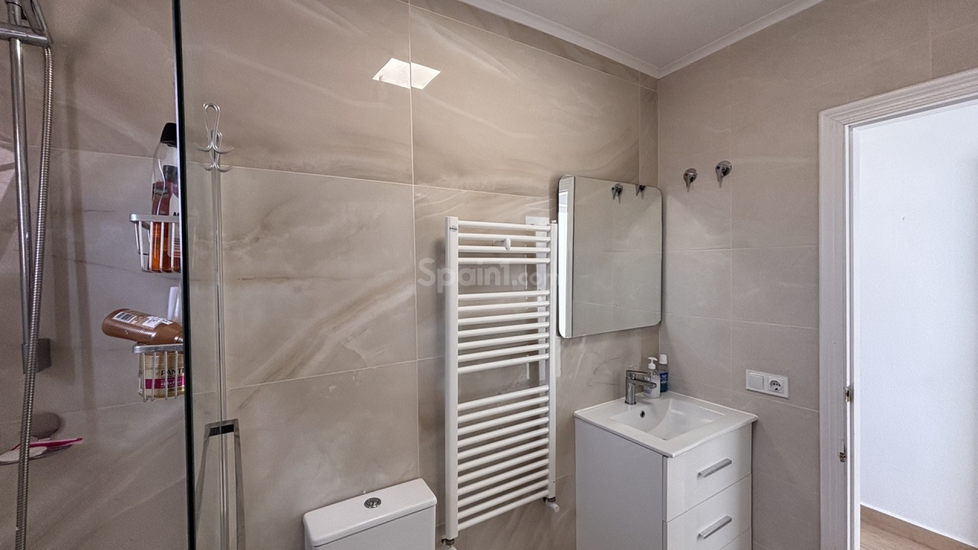 Bruktbolig - Villa -
Playa Flamenca