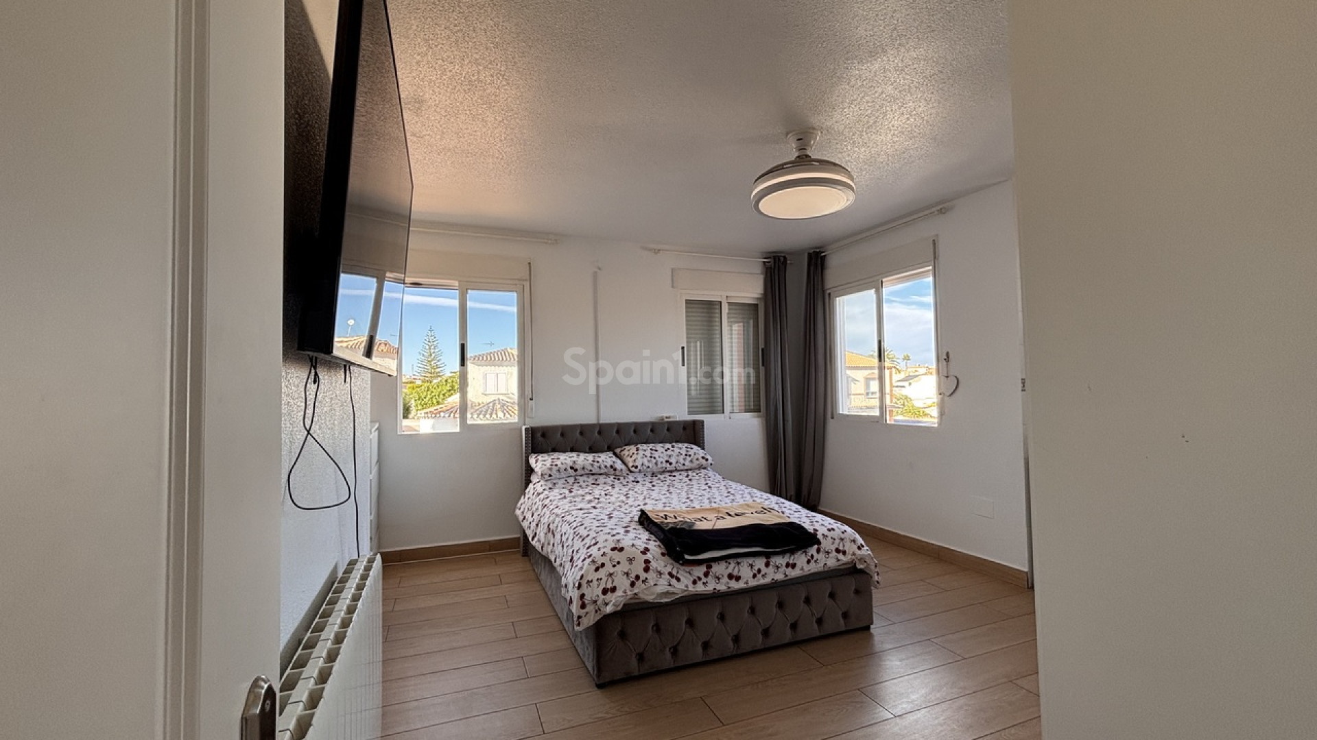 Bruktbolig - Villa -
Playa Flamenca