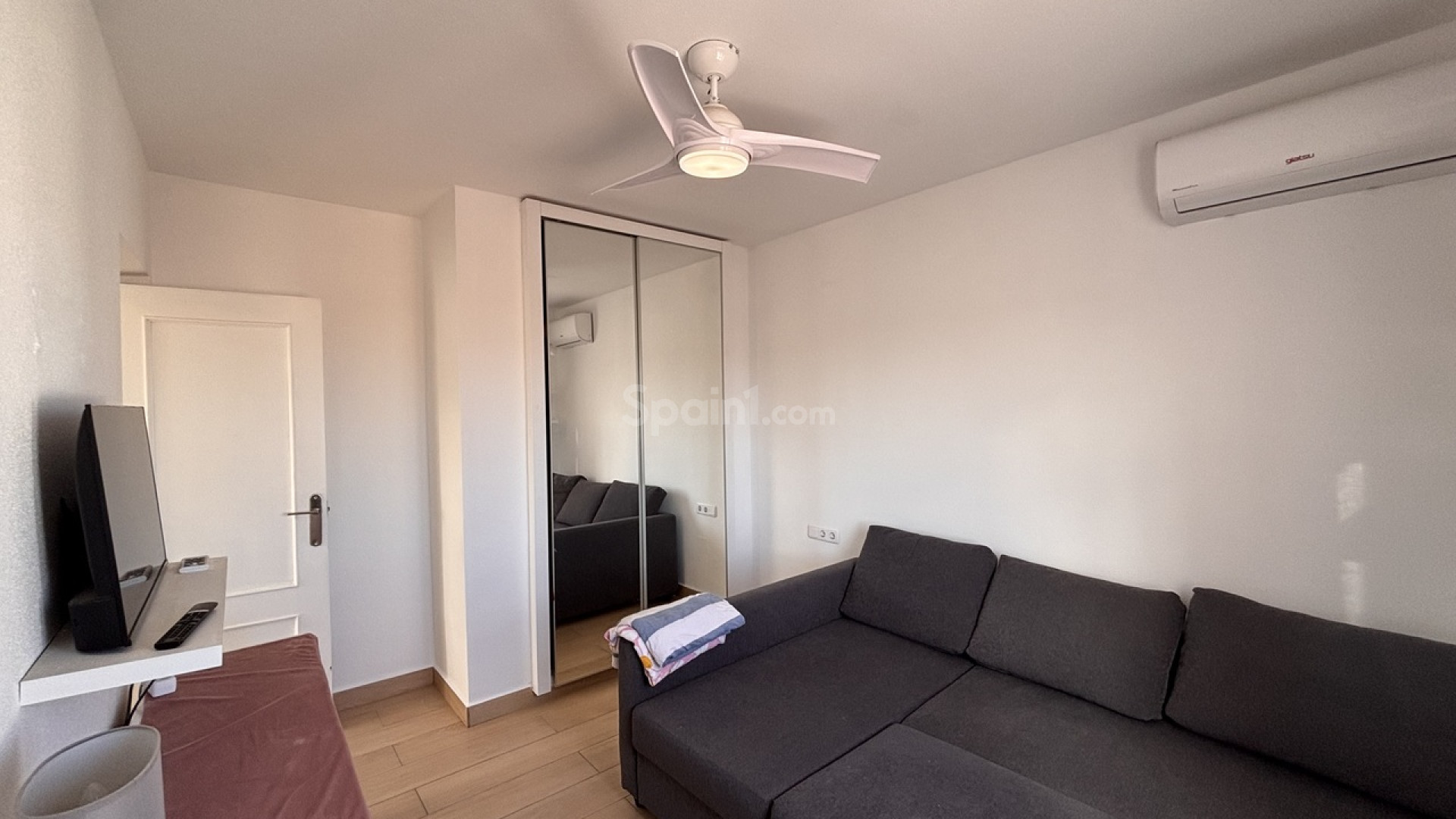 Bruktbolig - Villa -
Playa Flamenca