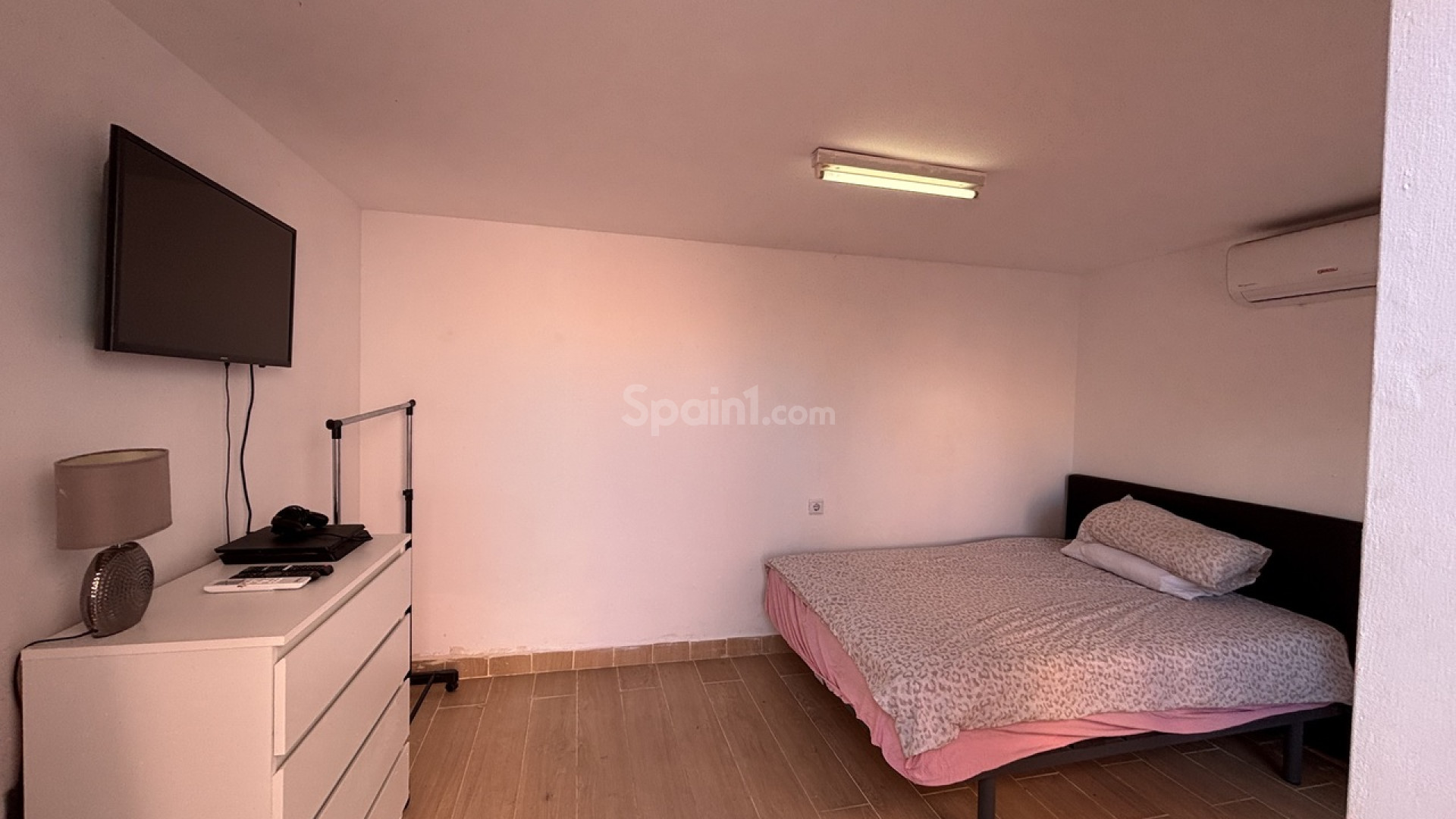 Bruktbolig - Villa -
Playa Flamenca