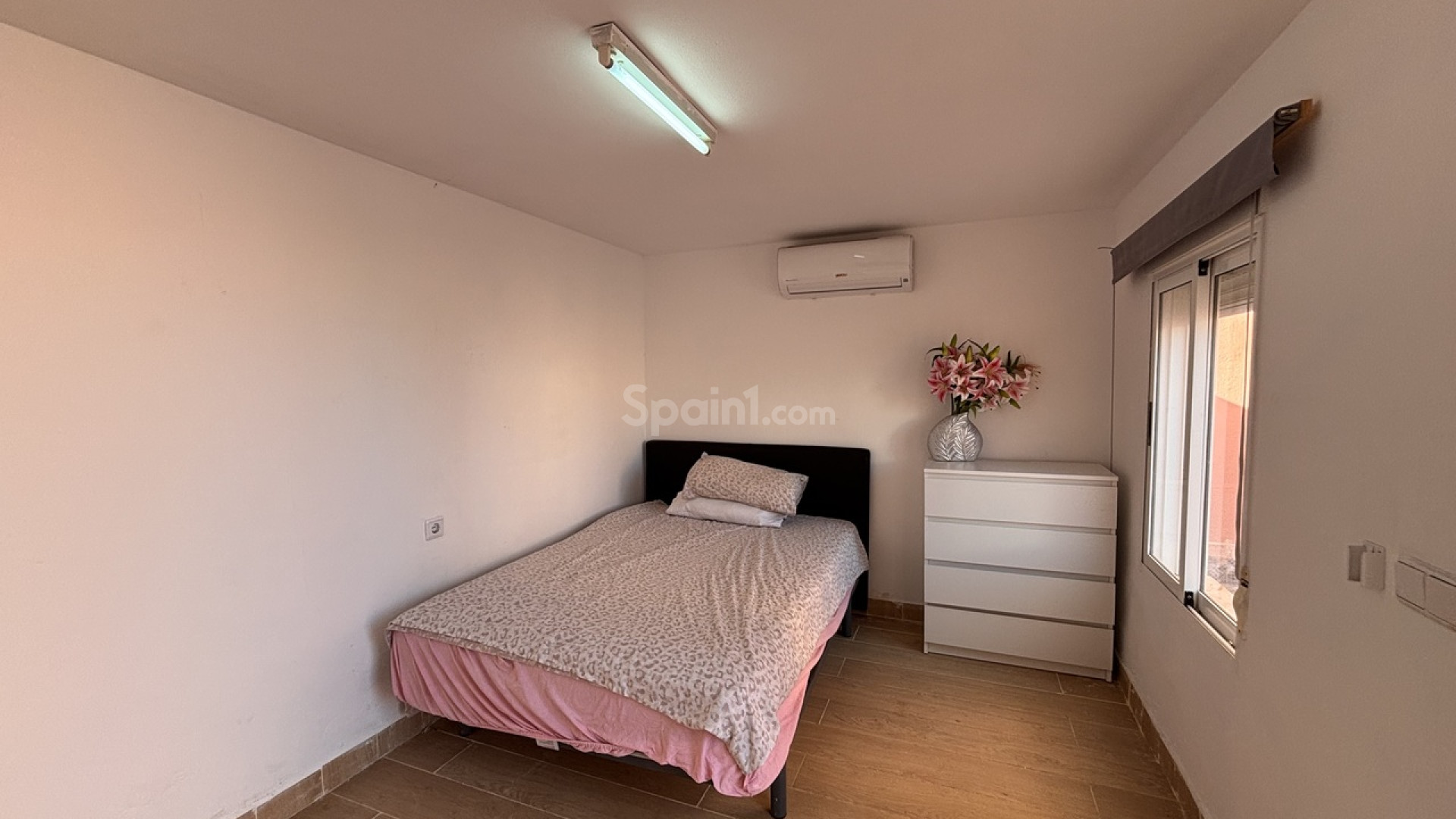 Bruktbolig - Villa -
Playa Flamenca