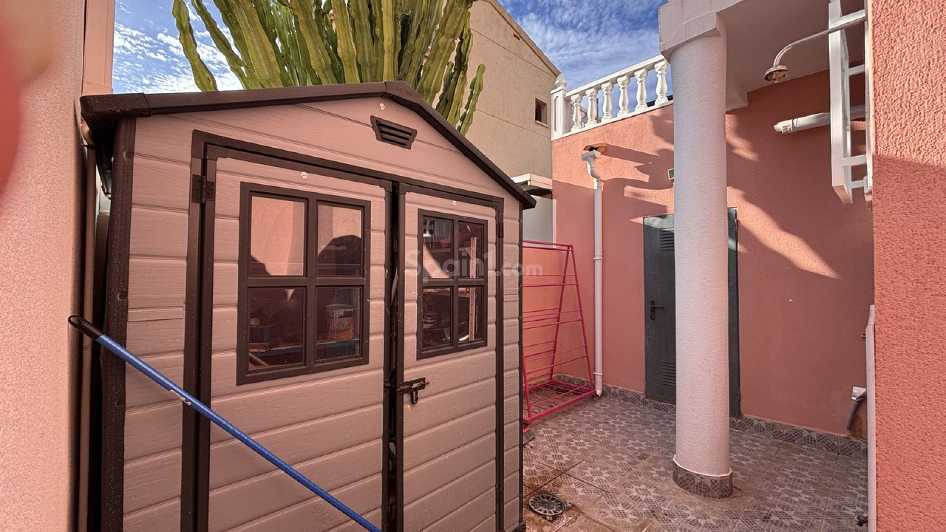 Bruktbolig - Villa -
Playa Flamenca